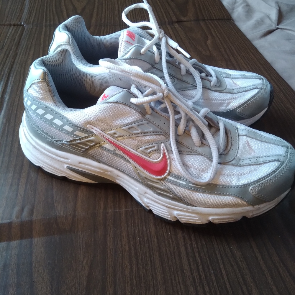 Nike Initiator sneakers